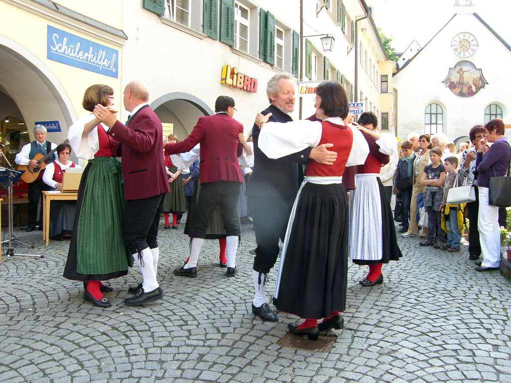 SH109587_JPG-1337344323