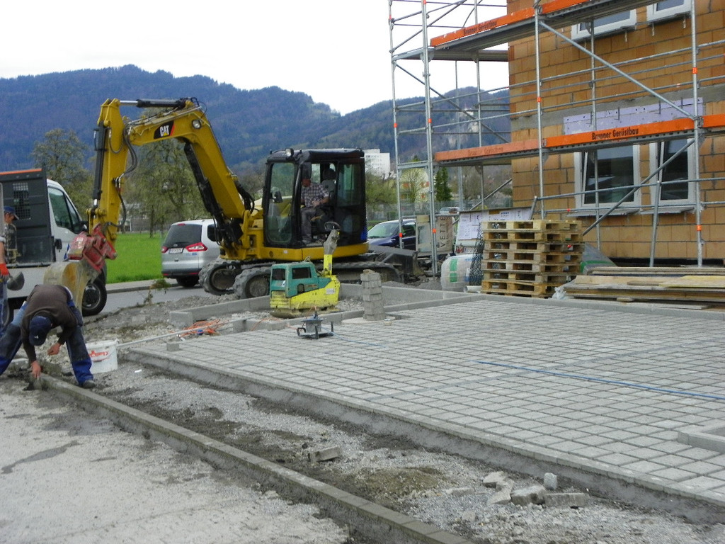 114_2845_JPG-1337386921