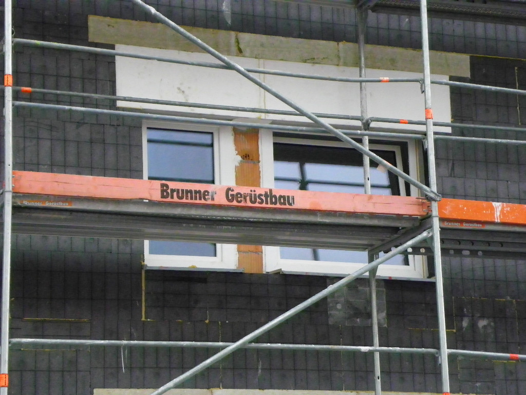 114_5652_JPG-1337386927