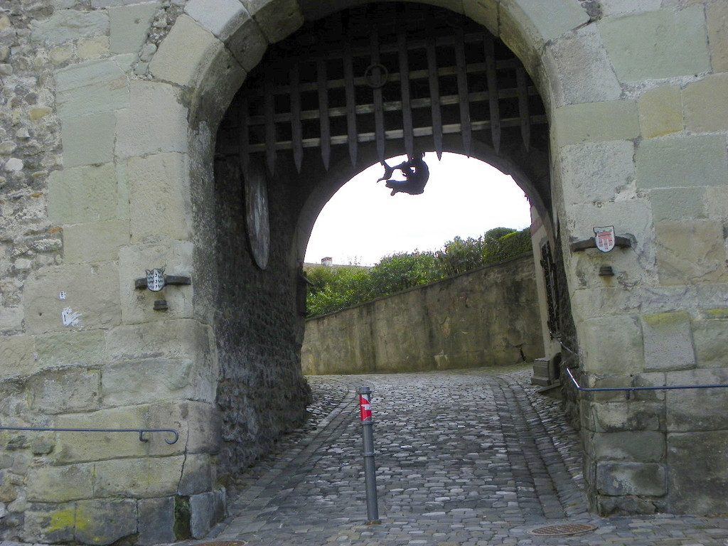 114_3749_JPG-1337423048