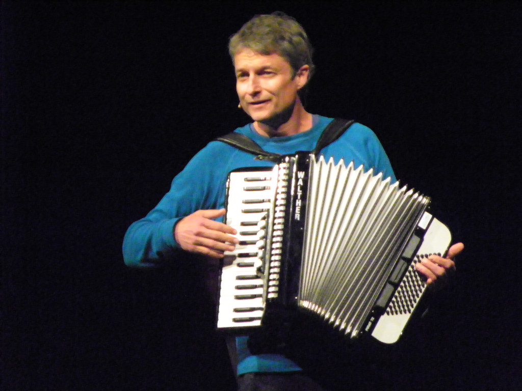 114_7665_JPG-1337425744