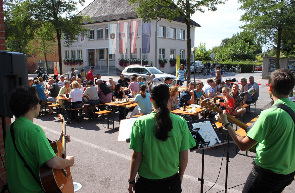 Weltladenfest mit FAHR RAD Start Symbol _14__jpg-1337535267