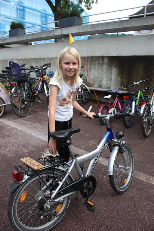 Weltladenfest mit FAHR RAD Start Symbol _7__jpg-1337535224