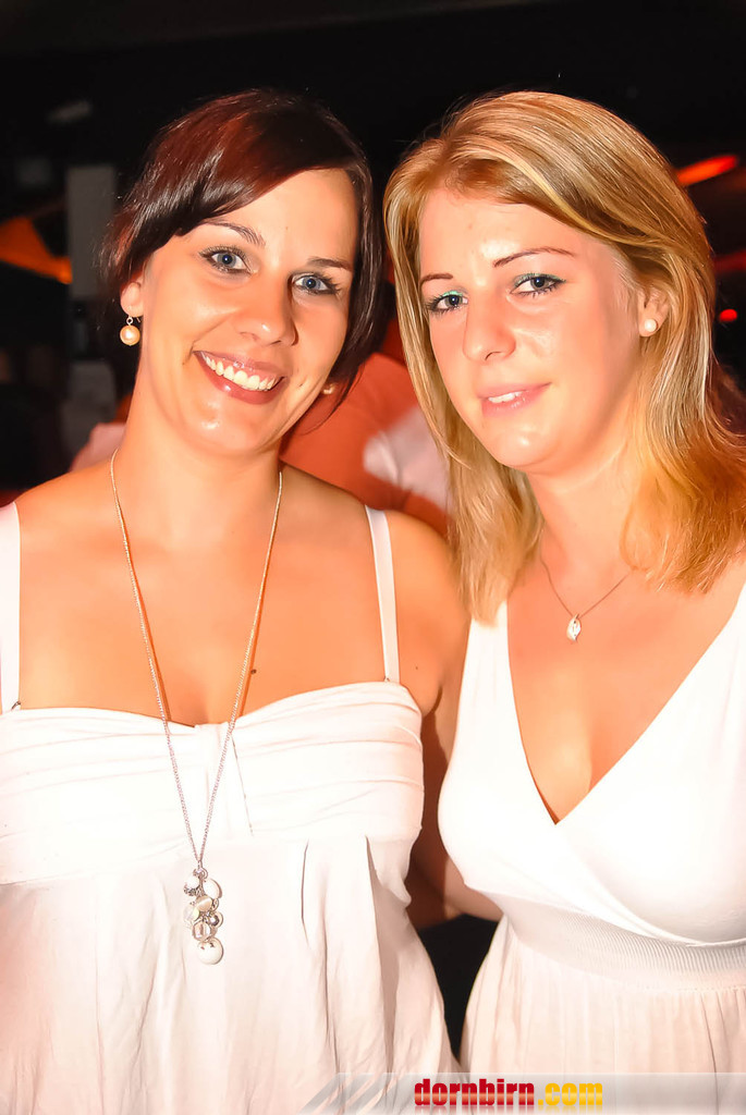9935714.jpg