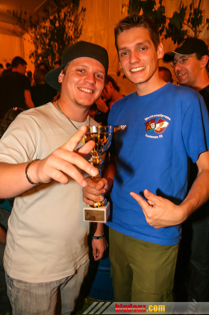 11670316.jpg