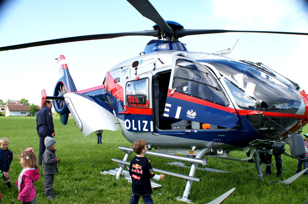 T024_JPG-1337718193