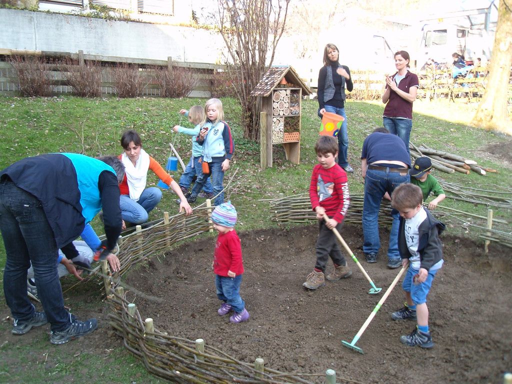 Kinder_Spielplatz01_jpg-1337954502