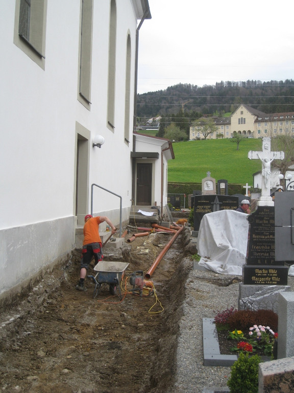 Kirche Sanierung Fortsetzung Rundweg 2012 _2__jpg-1337971870