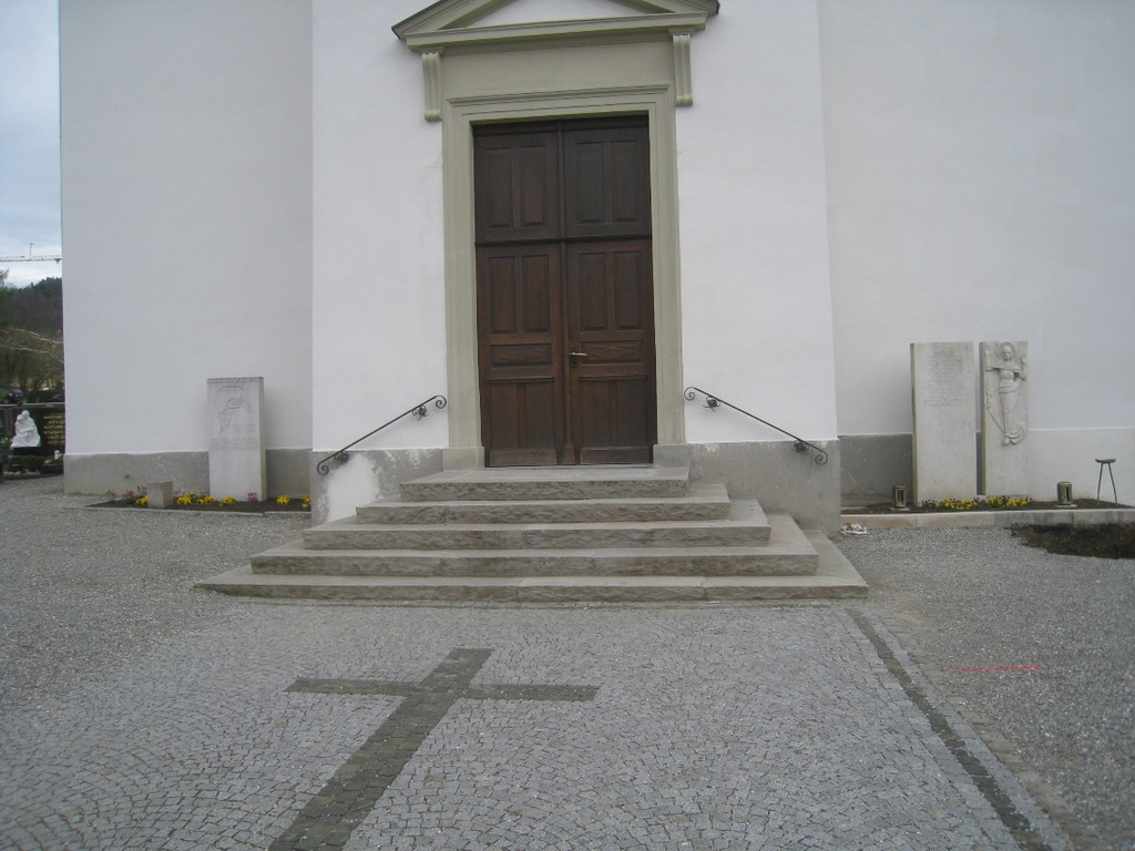 Kirche Sanierung Fortsetzung Rundweg 2012 _9__jpg-1337971903
