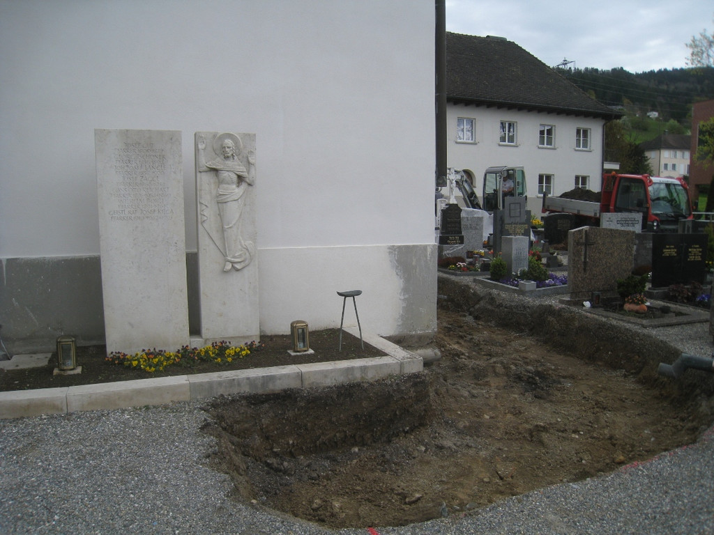 Kirche Sanierung Fortsetzung Rundweg 2012 _10__jpg-1337971907