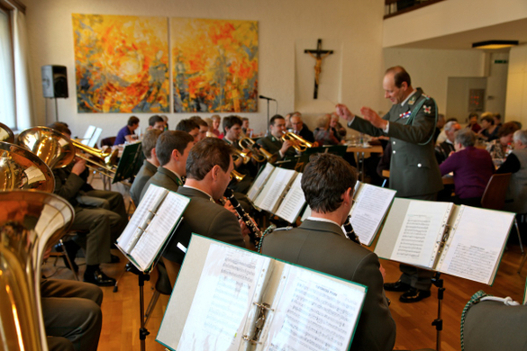 koe-Benefizkonzert201020.jpg