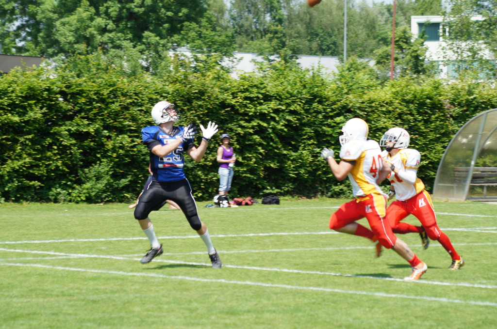 DSC02895 2_ Touchdown_JPG-1338218184