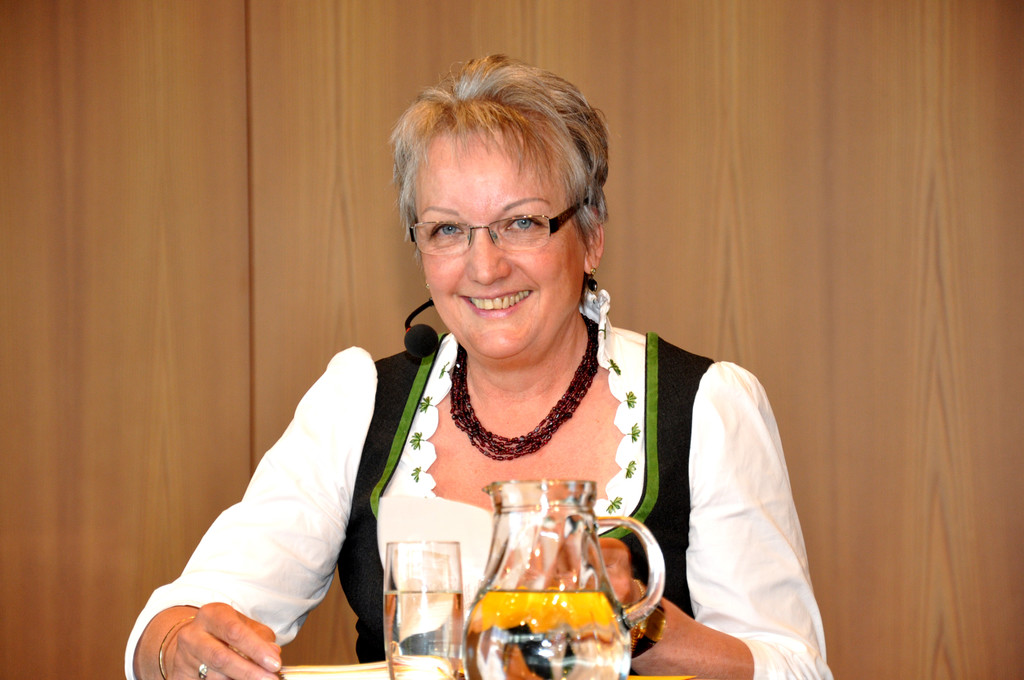 Vernonika Hofer_jpg-1338221599