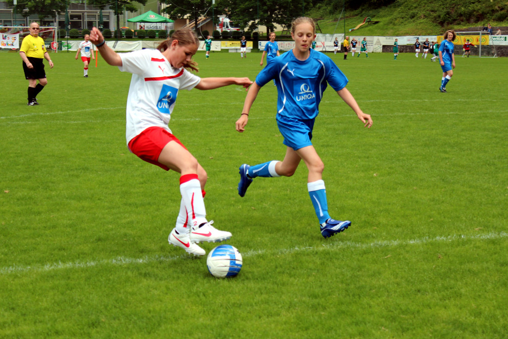 Uniqaliga 3.jpg