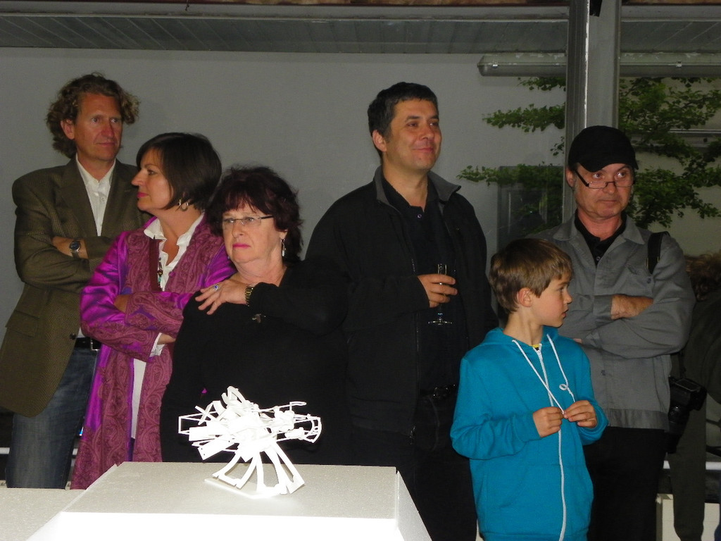 114_7476_JPG-1338328709