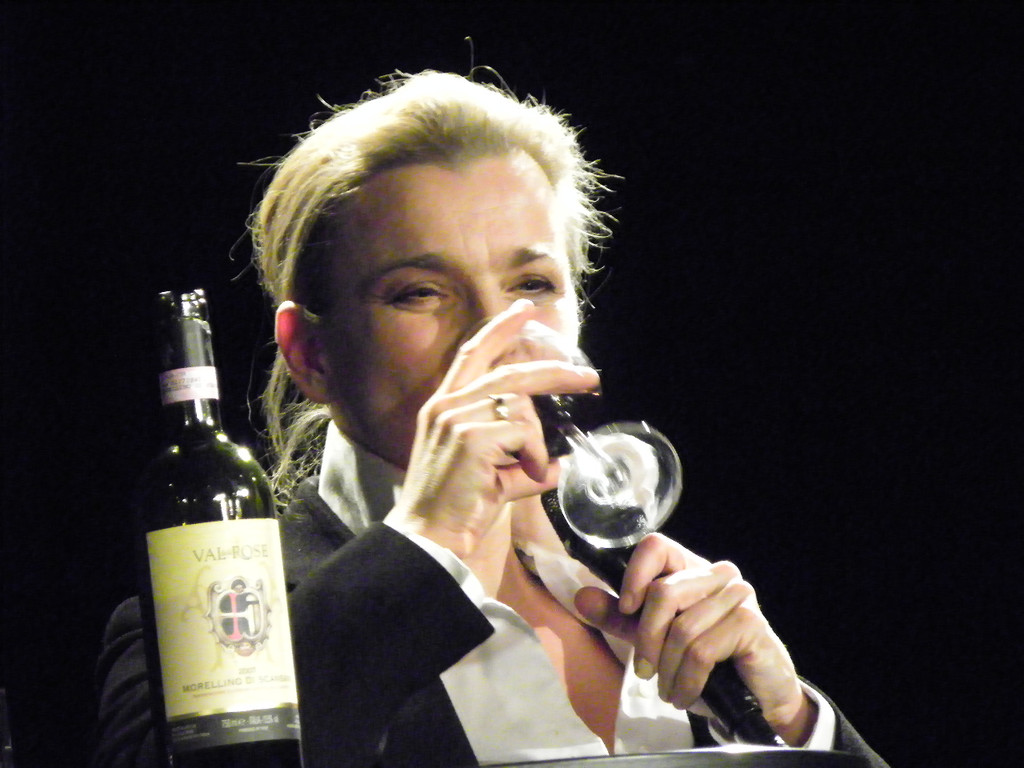 108_2354_jpg-1338504321