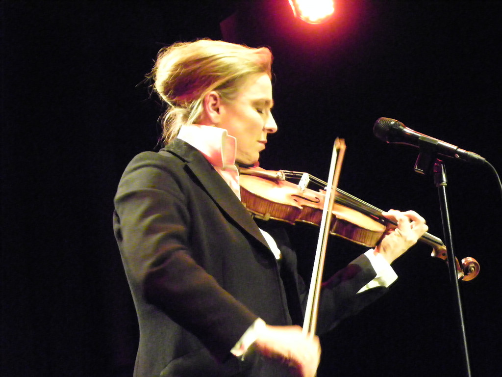 108_2394_jpg-1338504333