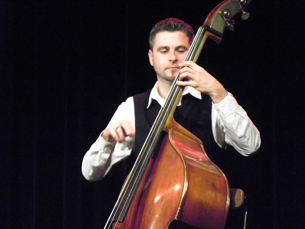 114_8311_JPG-1338509381