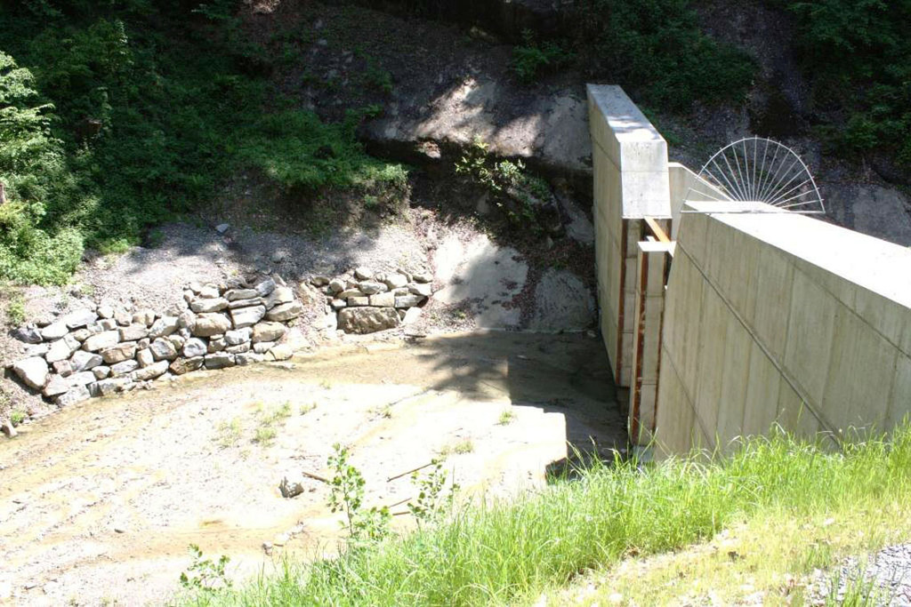 Geschiebesperre_Auffangraum_jpg-1338740291