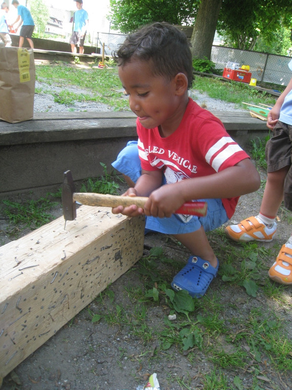 Spielbus Kinderdorf in Lochau 2012 _4__jpg-1338750678