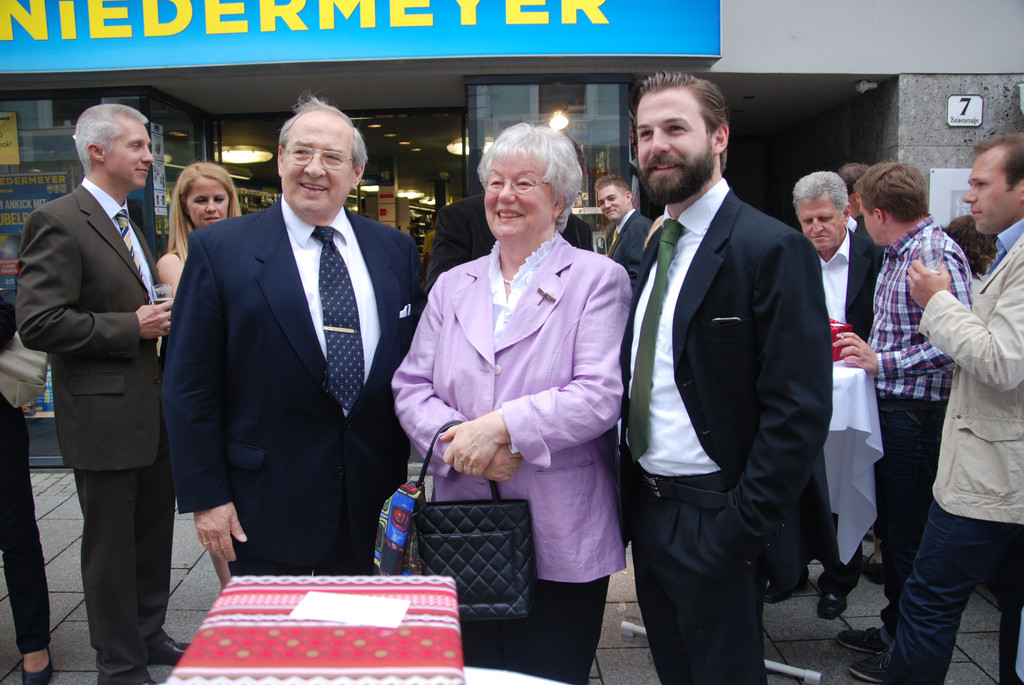 DSC_6074_jpg-1338753756