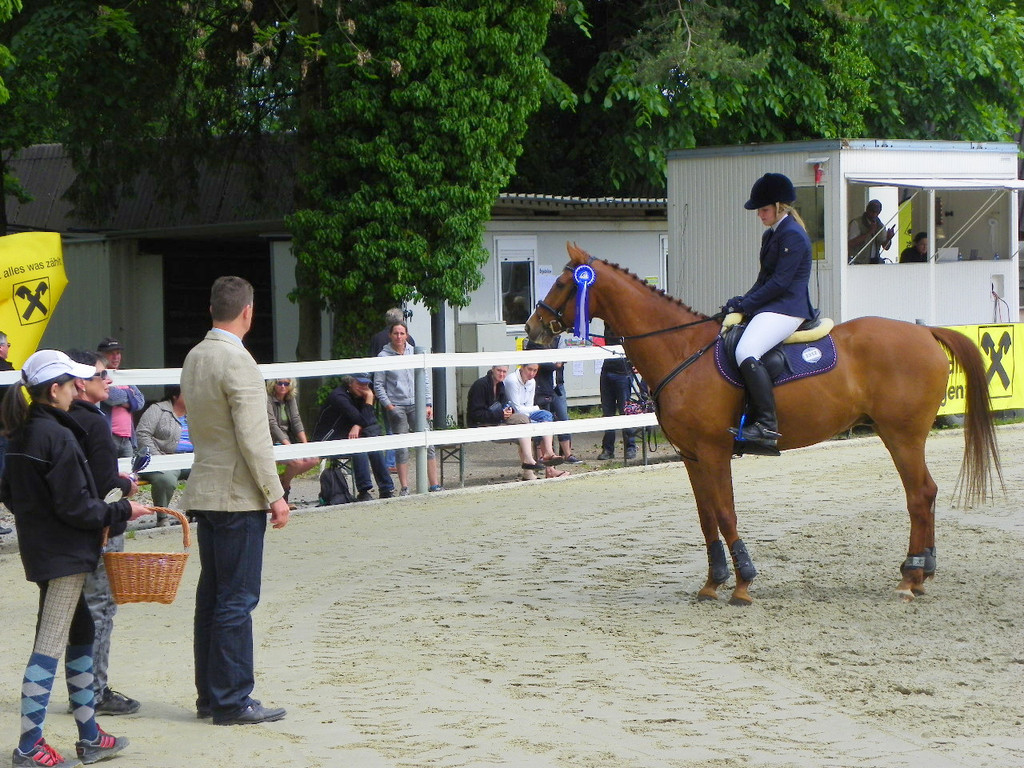 114_8741_JPG-1338759559