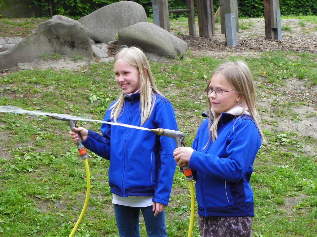 114_8695_JPG-1338762520