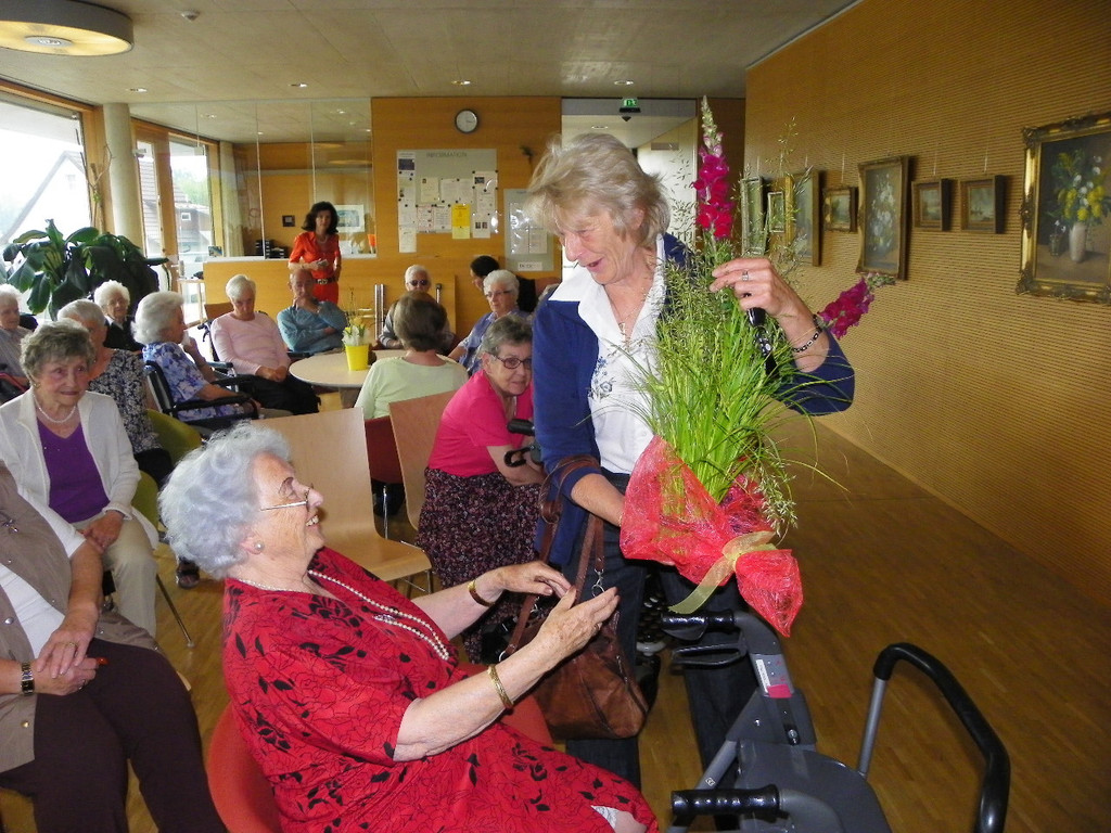 114_8191_JPG-1338763808