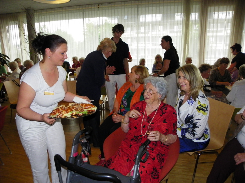 114_8206_JPG-1338763833