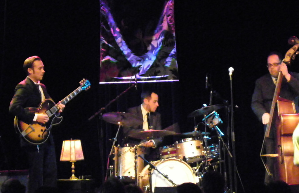 114_8782_JPG-1338764123