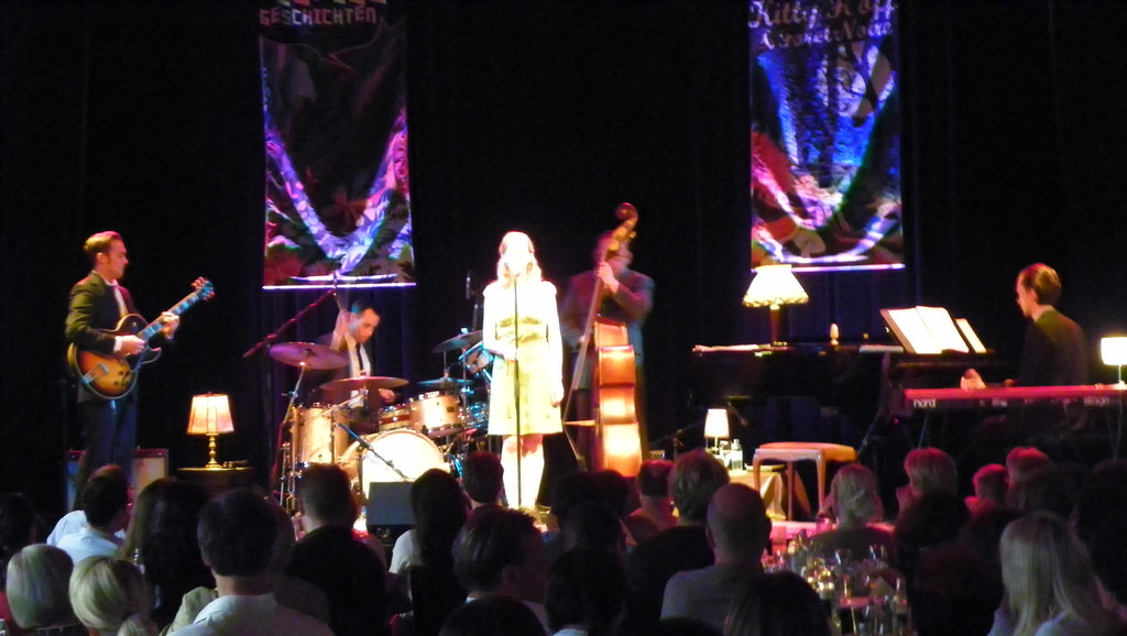 114_8784_JPG-1338764158