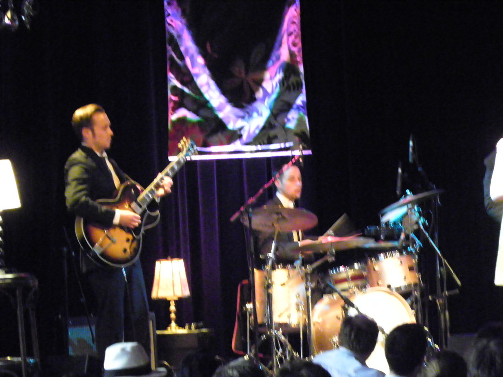 114_8802_JPG-1338764216