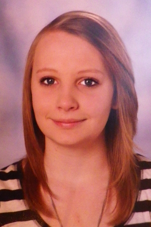 Portrait Kathrin Friedl.jpg