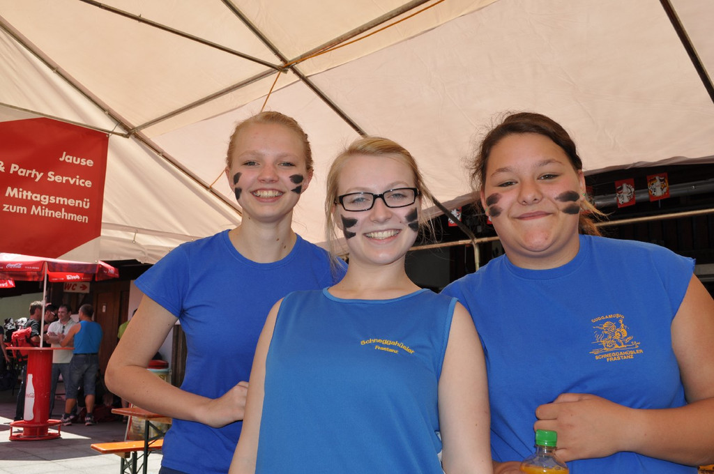 mini-Ortsvereine Fussball 2012 012.JPG