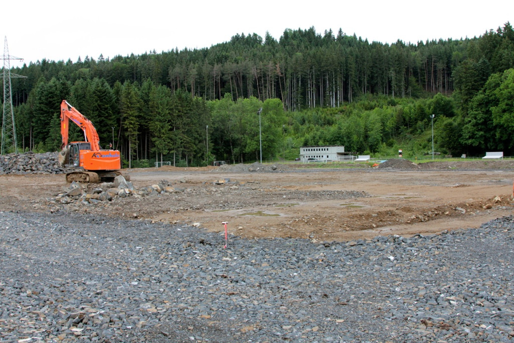 KOE_Sportplatzerweiterung Hofen Juni 9_jpg-1338816749