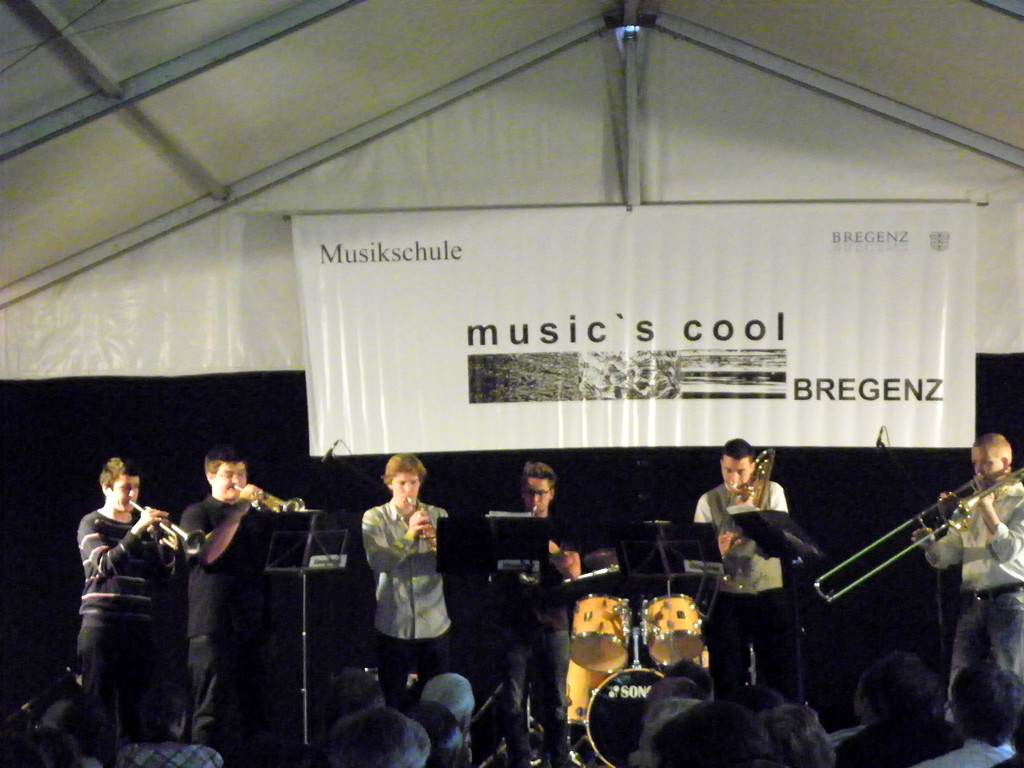 114_9565_JPG-1338850130