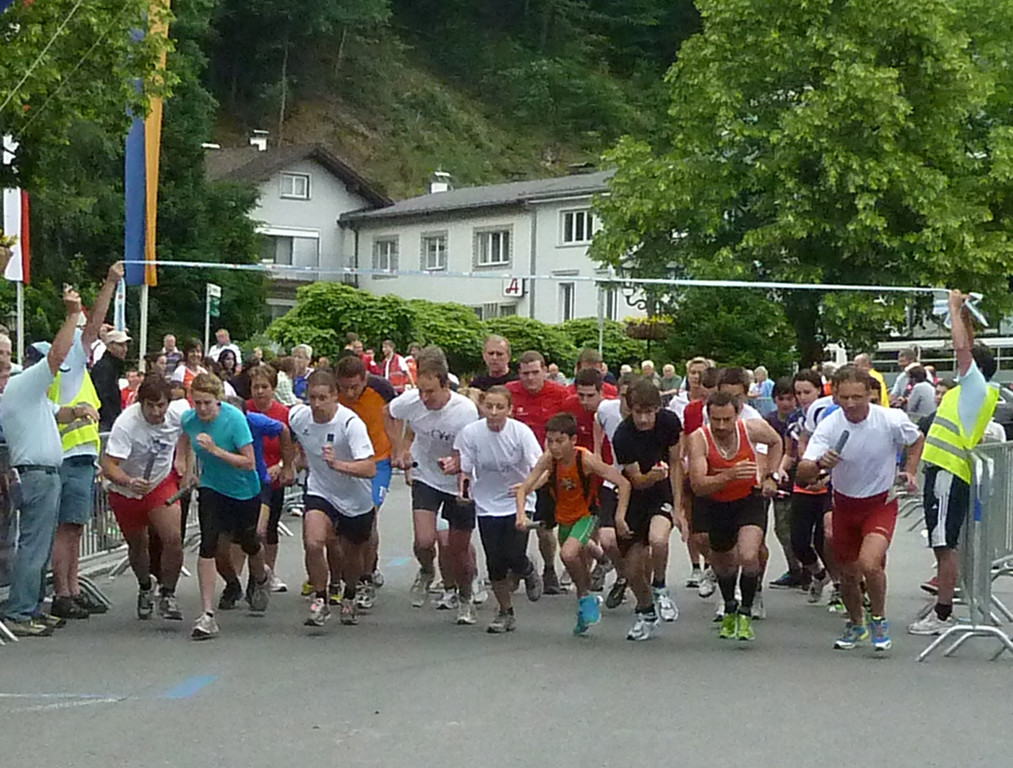 L18-TeamStart_jpg-1338881608