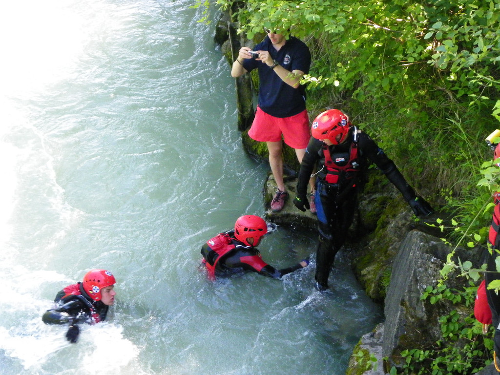 114_8375_JPG-1338933950