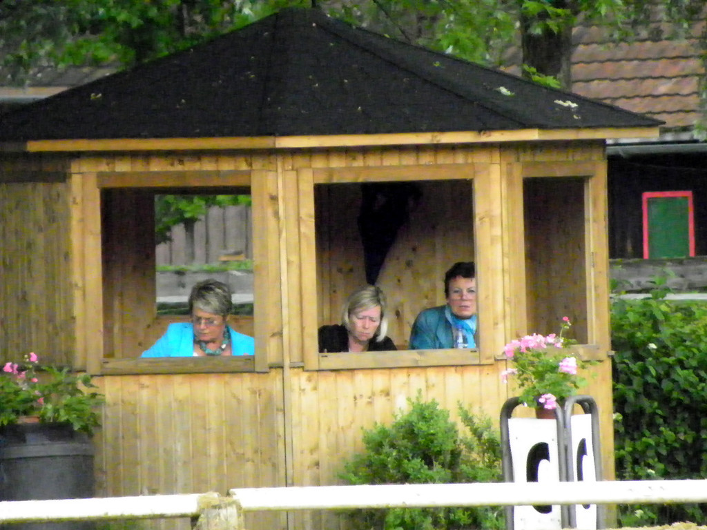 114_9581_JPG-1338935871