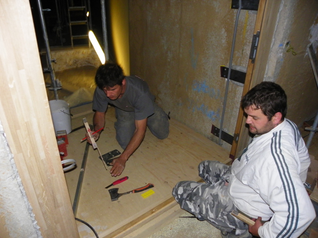 114_8030_JPG-1338938785