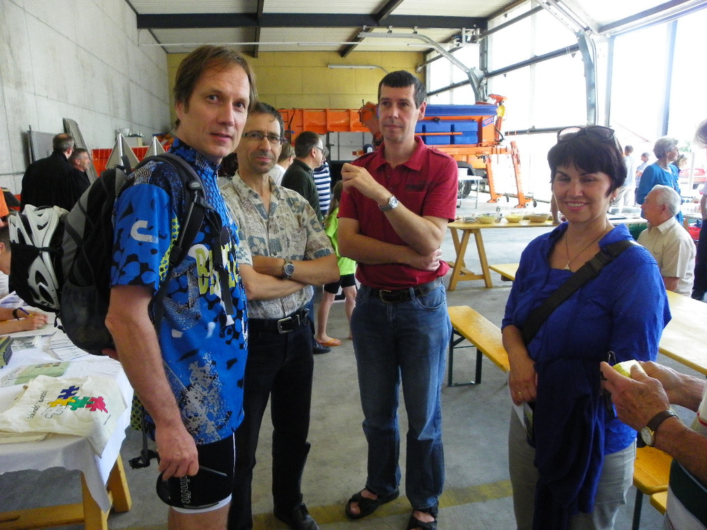 114_9374_JPG-1338942093