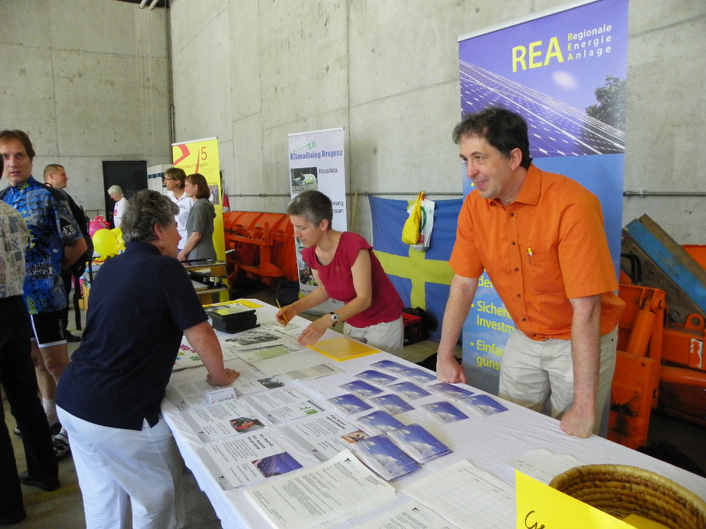 114_9375_JPG-1338942099