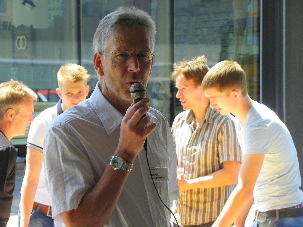 114_9404_JPG-1338942189