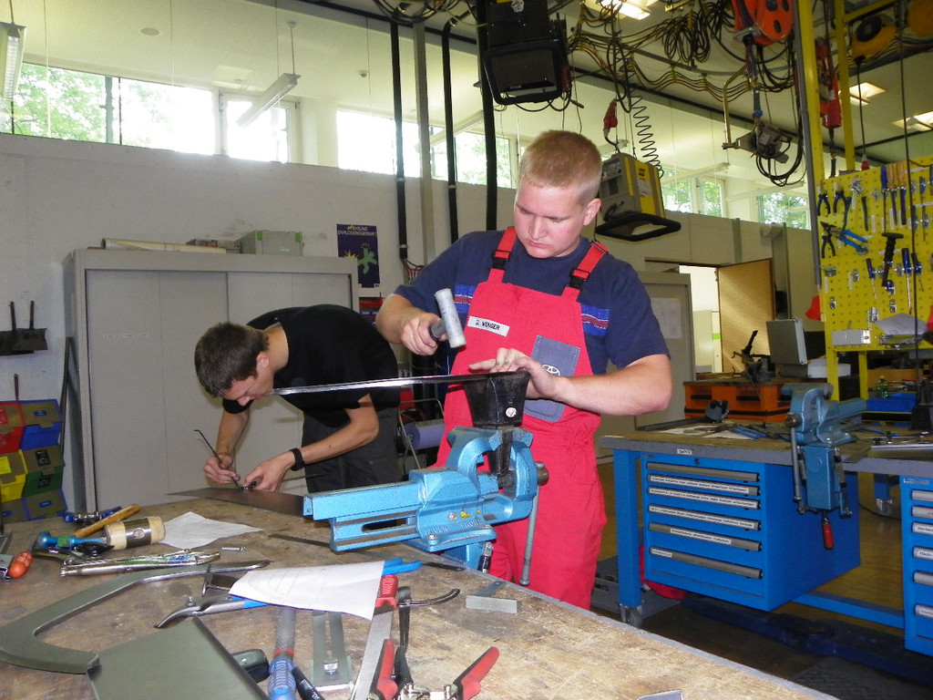 114_9296_JPG-1338943150