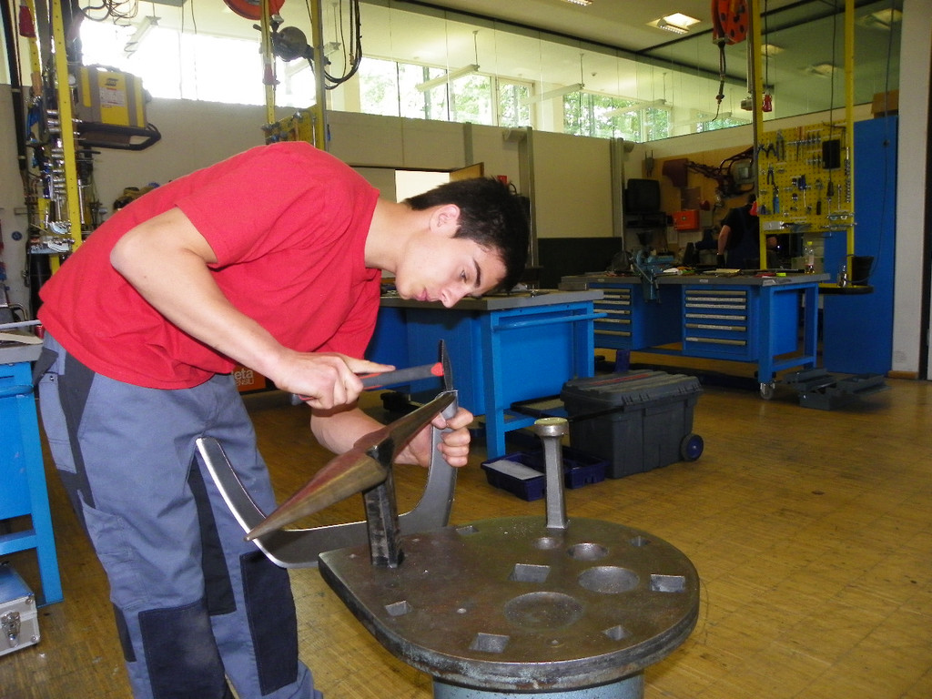 114_9298_JPG-1338943156