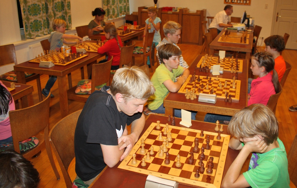 Schach Nachwuchs Abschlussturnier 01-06-2012 _35__jpg-1339056436