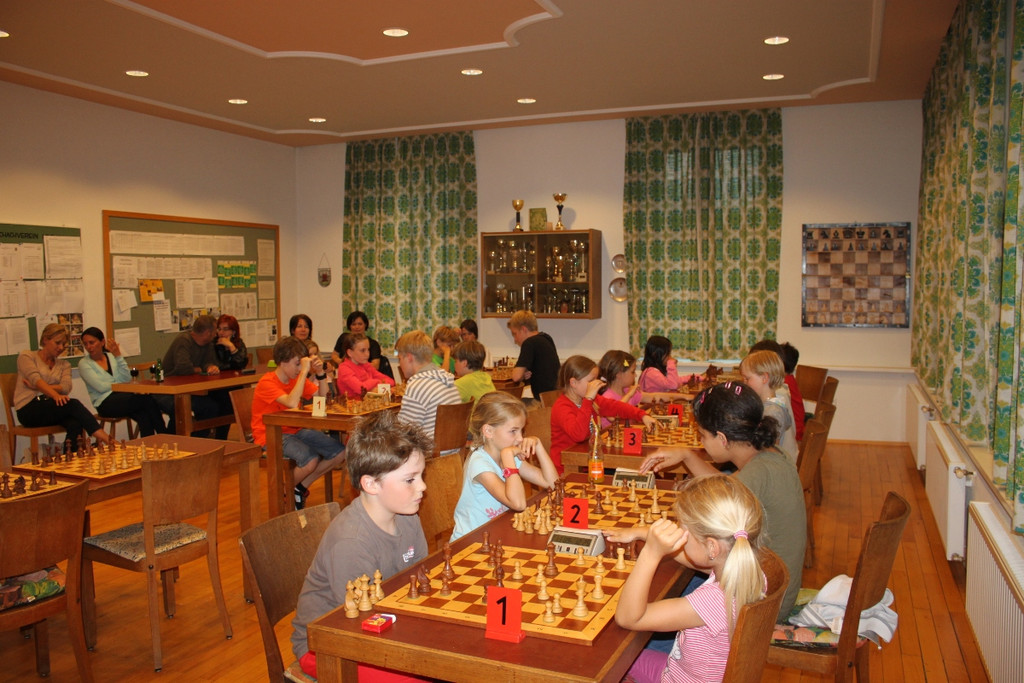 Schach Nachwuchs Abschlussturnier 01-06-2012 _33__jpg-1339056423