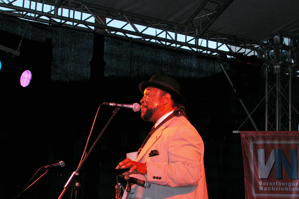 neworl02_chucky02_jpg-1339063389