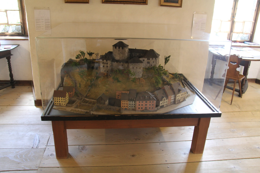 IMG_1201_JPG-1339075622