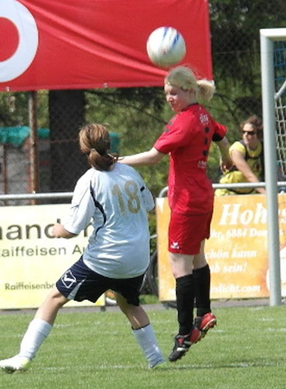 7_6_2012 Frauenfu__ball45.jpg